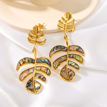 Zuri Shell Drop Earrings