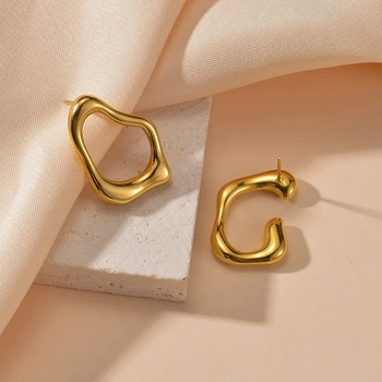 CoreGlow Studs