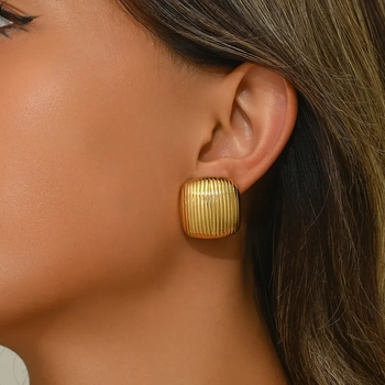 Strato Square Studs